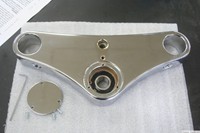 Remove bearing cover from bottom tree